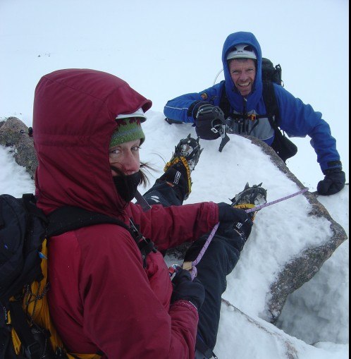 scottish-winter-climbing-training-courses-twin-ribs-coire-an-t-sneachda-cairngorms.jpg
